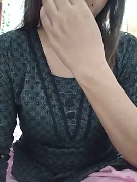 Tanha18 – Naživo XXX chat