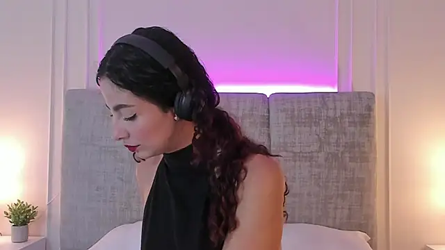 Angel-bells Chat XXX in diretta