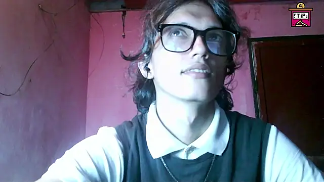 cherryuwu's Webcam Show