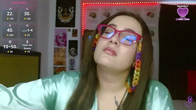 Nova-Satela Live XXX Chat