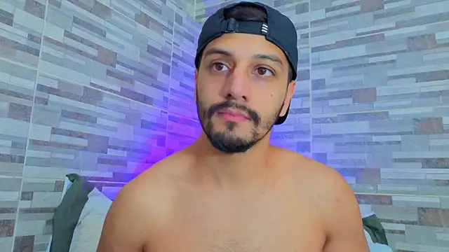 Вебкам-шоу joelcallvil1