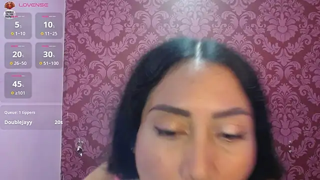 Chat +18 de juliana_diaz ao vivo