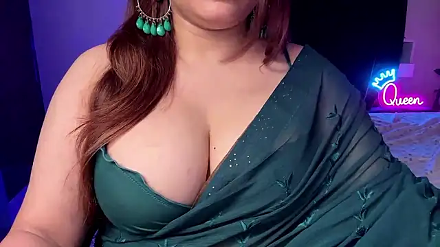 Queen_alishaのライブXXXチャット