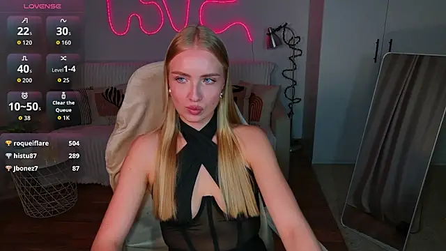 Онлайн чат XXX TessaGrays