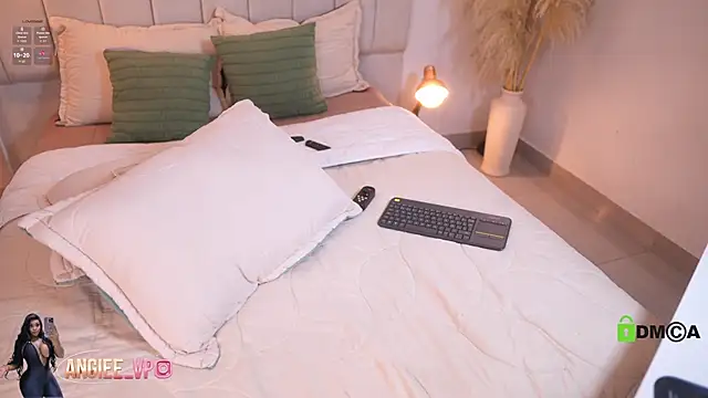 nicoletth18 Live XXX-chat