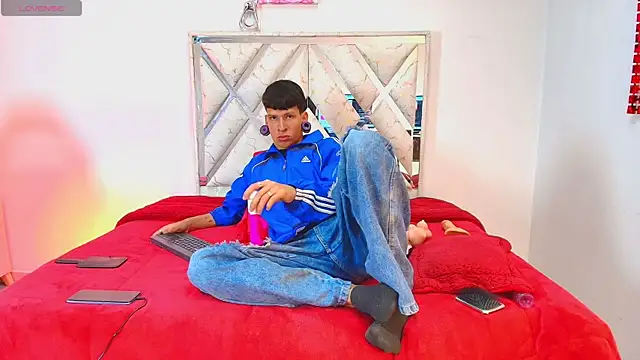 Astarotth__ webcam show