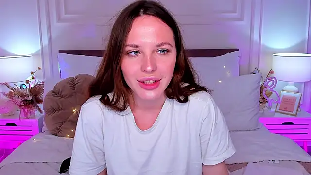 Živý XXX chat MonaRicci