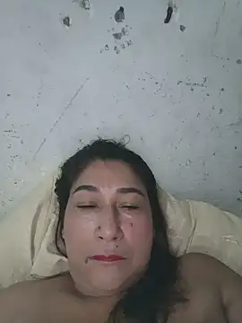 PatriciaGrajales élő XXX-chatje