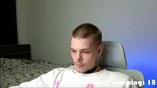 Вебкам-шоу DENIS_HERE