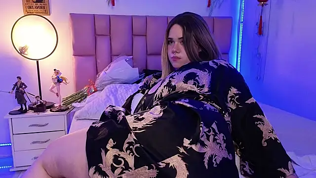 albaismynameX Chat XXX live