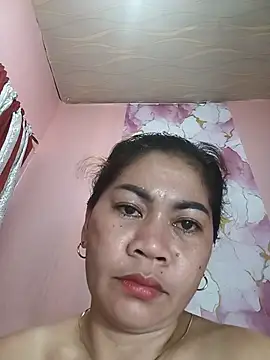 SweetChubbyMommy_02 live XXX chat