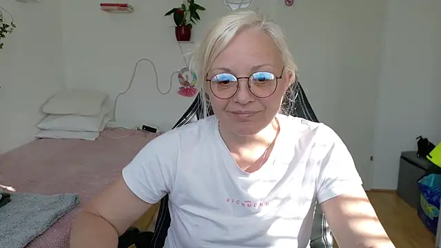 Linsy_Kim Live XXX-Chat