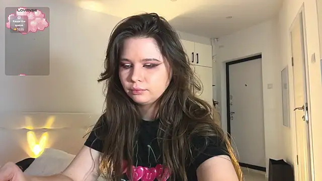 PonyChika Adlı Modelin Canlı XXX Sohbeti