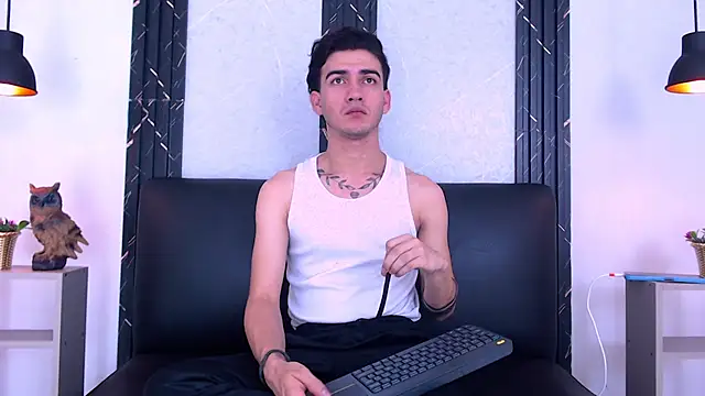 Feiccer_Castquer – Naživo XXX chat