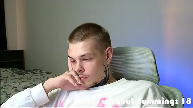 DENIS_HERE webcam show