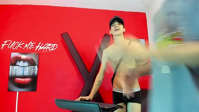 Chat XXX en directo de TWINKS_BOYSX