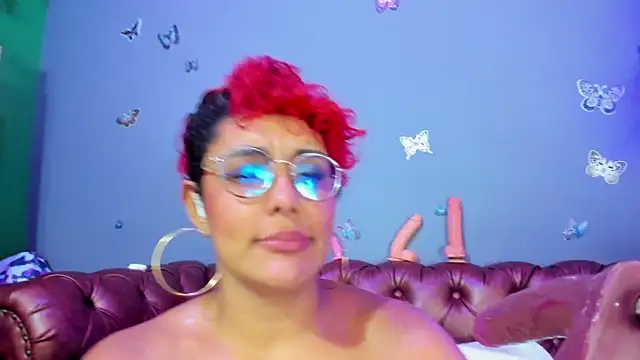 Kaira_mosse Adlı Modelin Canlı XXX Sohbeti