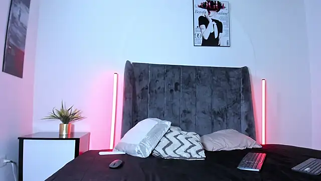 Cloy_Areo élő XXX-chatje