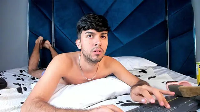 Онлайн чат XXX RodrigoColby2