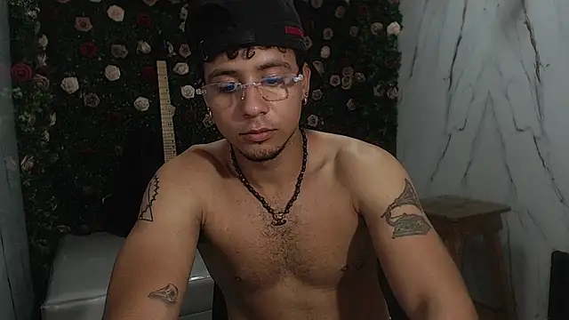 jbarto_ Chat XXX live
