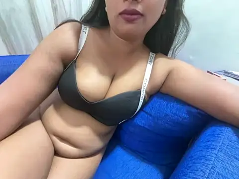 XXX chat uživo modela Muskan-ki-chut
