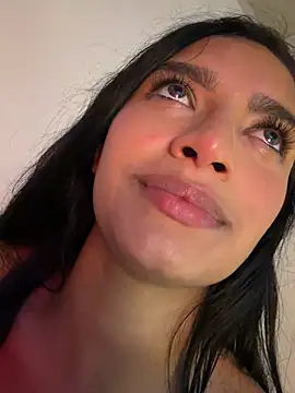 Chat XXX en directo de AlinaArgii