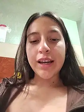 rouse_lux's Live XXX Chat