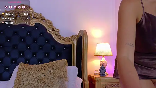 Živý XXX chat AdelinaVans