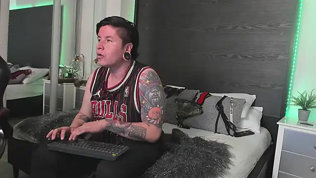 inkedsinners_ Webcam-Show