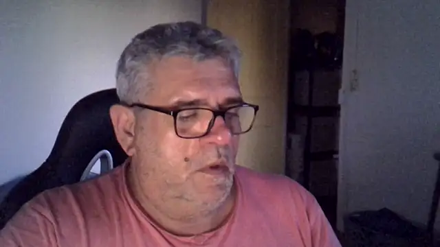 Chat XXX en directo de Laurent_oldmen