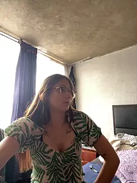 Chat +18 de aria_rousse3 ao vivo