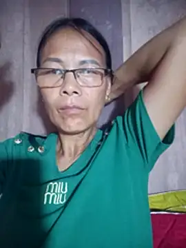 XXX chat uživo modela toyo_668