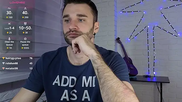 DaddySlava élő XXX-chatje