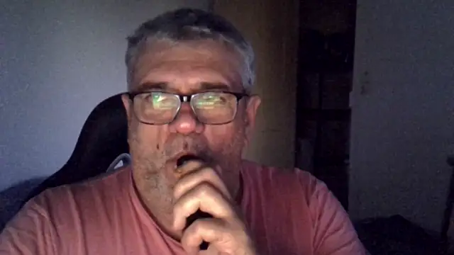 XXX chat uživo modela Laurent_oldmen