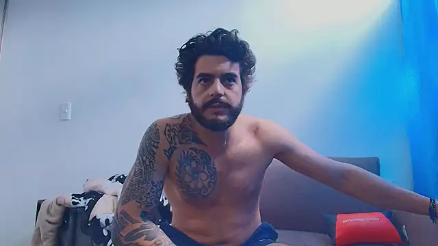 thomas_gun's Live XXX Chat