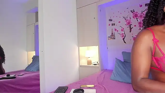 แชท XXX สดของ TaylorBloom