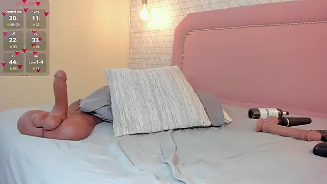 XXX chat uživo modela SUNNYCYRUS