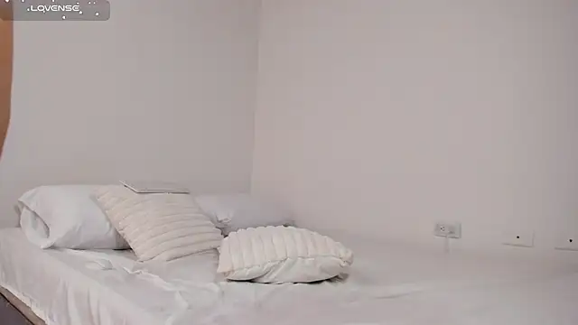 sophia_clark1: απευθείας συνομιλία ΧΧΧ
