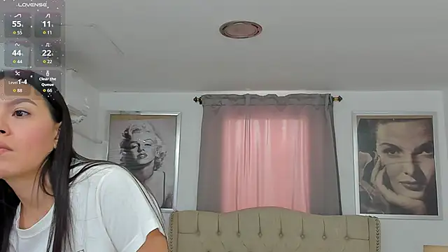 Beautyari_ Adlı Modelin Canlı XXX Sohbeti