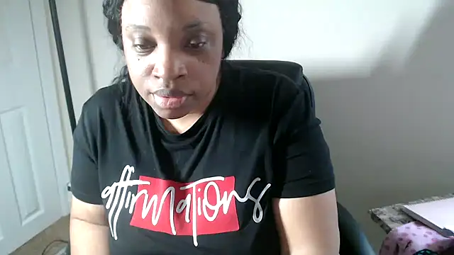 XXX chat uživo modela Sexymona1218