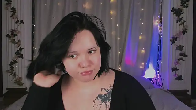 KittyNuarr Chat XXX live