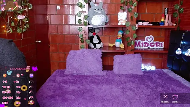 Chatroom XXX en direct de MidoriQuiinn
