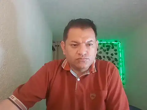 SexDiffrent: απευ θείας συνομιλία ΧΧΧ