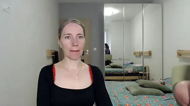 Javelinka Chat XXX live