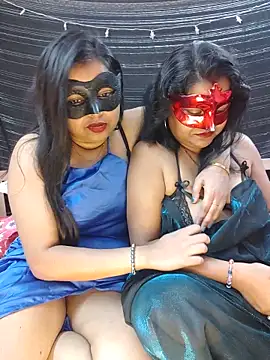 Naughty_Kayra 在線直播表演