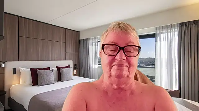 Mystery-Grandmother's Webcam Show