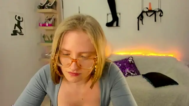 Chat XXX ao vivo de NancyHottie
