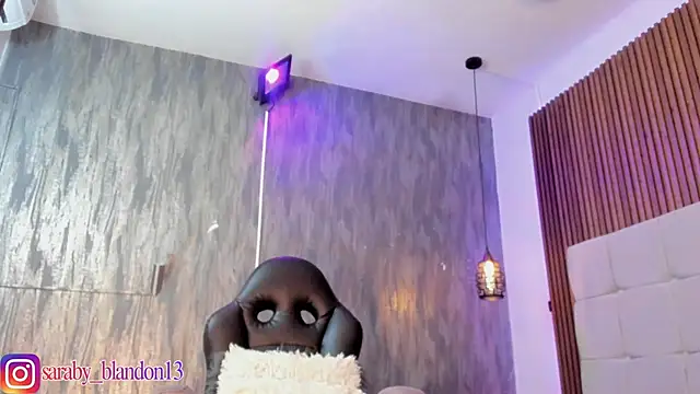 Chat XXX en directo de Saravy_Blandon