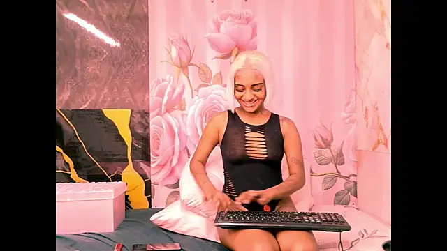indian_barbie élő XXX-chatje