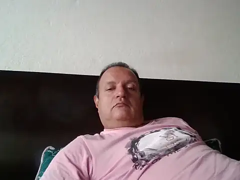 Chat XXX ao vivo de tuserasmia07